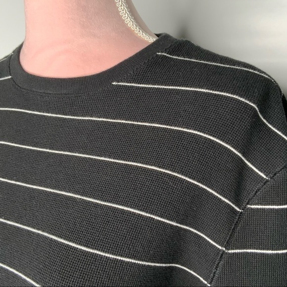 Banana Republic long sleeve cotton blend comfortable top. - Picture 4 of 11